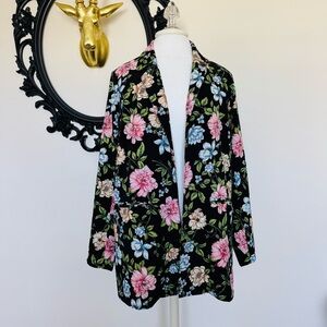 Forever 21 Oversized Black Floral Blazer